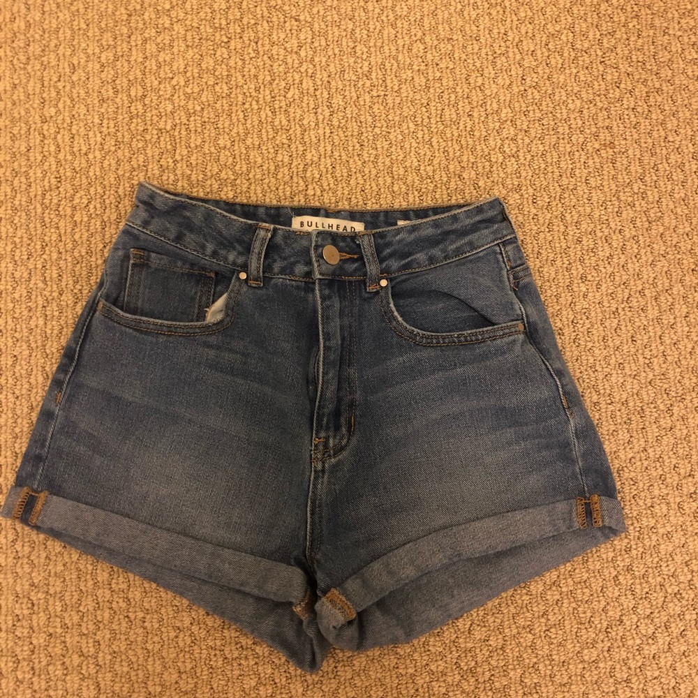 Bullhead shorts